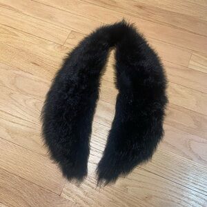 Ralph Lauren Black False Fur Collar 31”